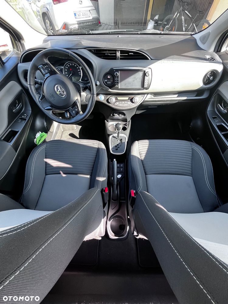 Toyota Yaris Hybrid 1.5 VVT-i Comfort - 14