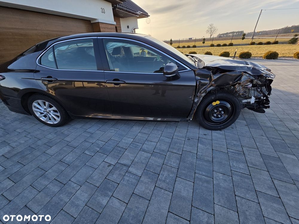Toyota Camry 2.5 Hybrid Comfort CVT - 6