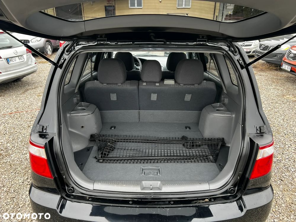 Kia Carens 2.0 EX - 25