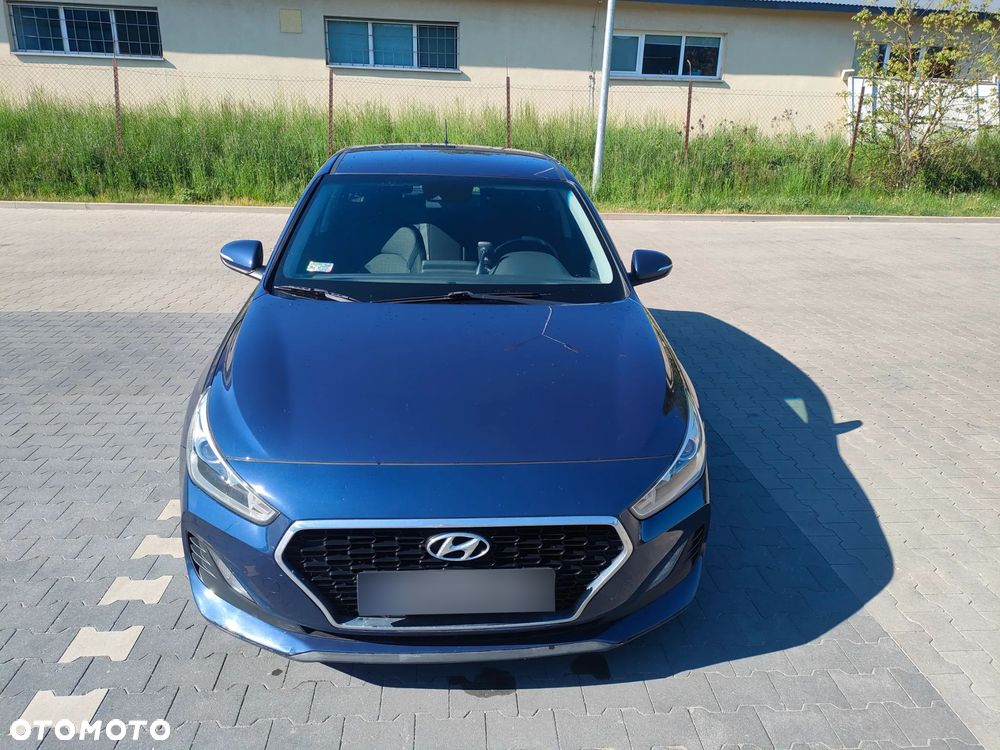 Hyundai i30 1.4 T-GDI Classic + DCT - 2