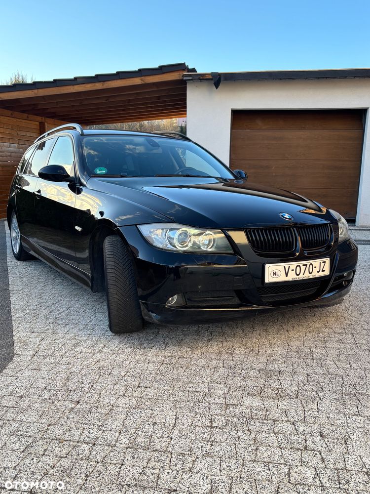 BMW Seria 3 318i Edition Exclusive - 23