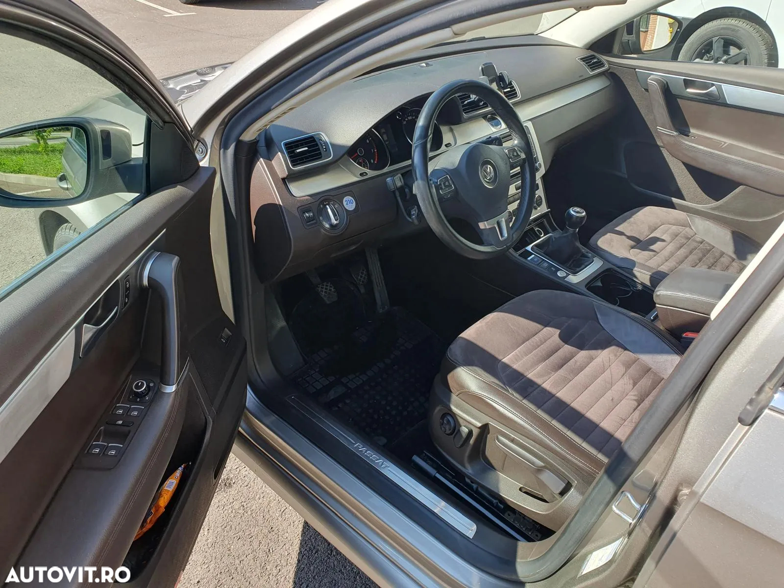 Volkswagen Passat 1.8 TSI Comfortline - 18