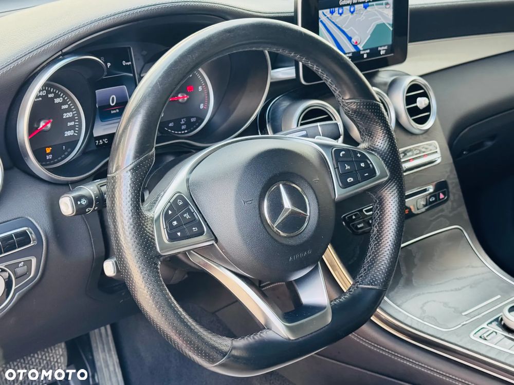 Mercedes-Benz GLC - 26