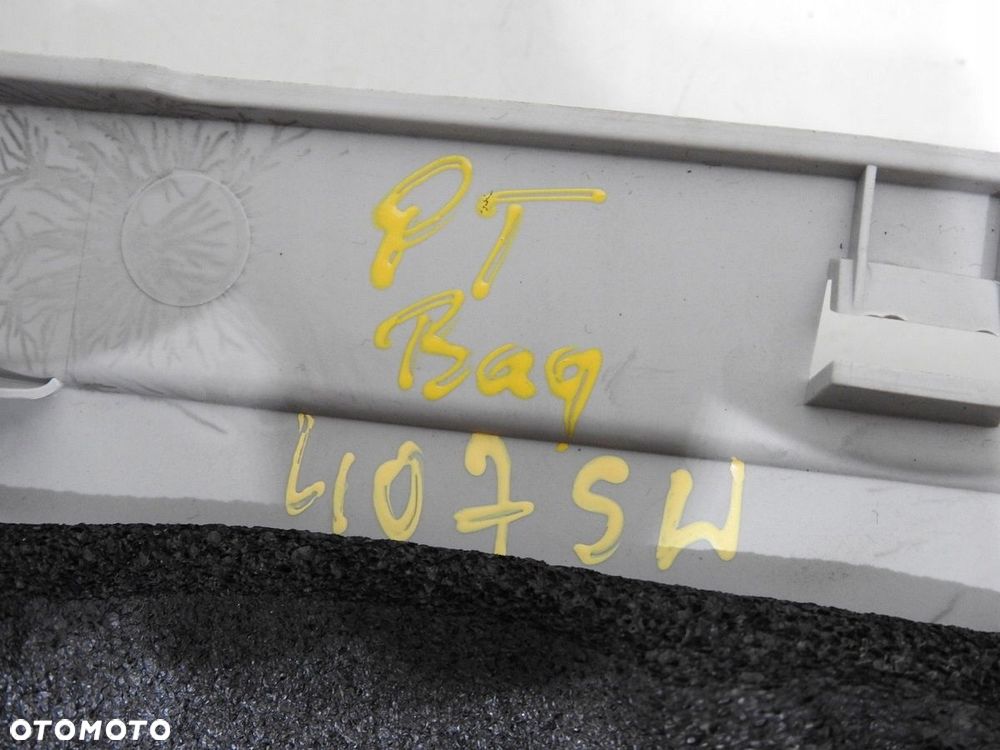 OSŁONA SŁUPKA PRAWY TYŁ C PEUGEOT 407 SW - 5