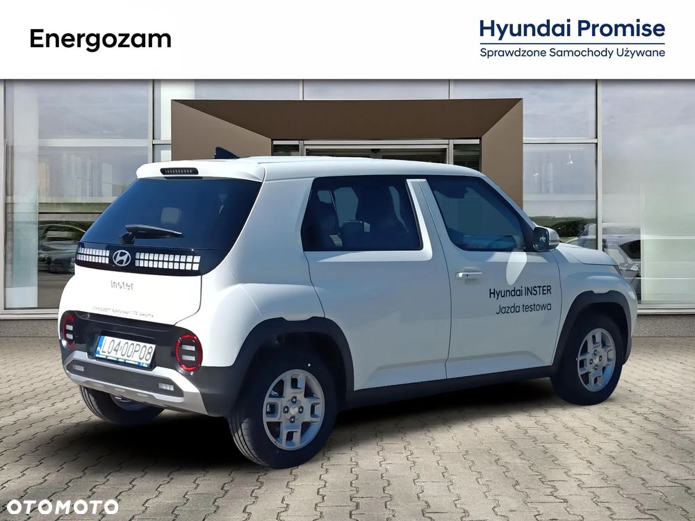 Hyundai Inster 42kWh Modern - 8