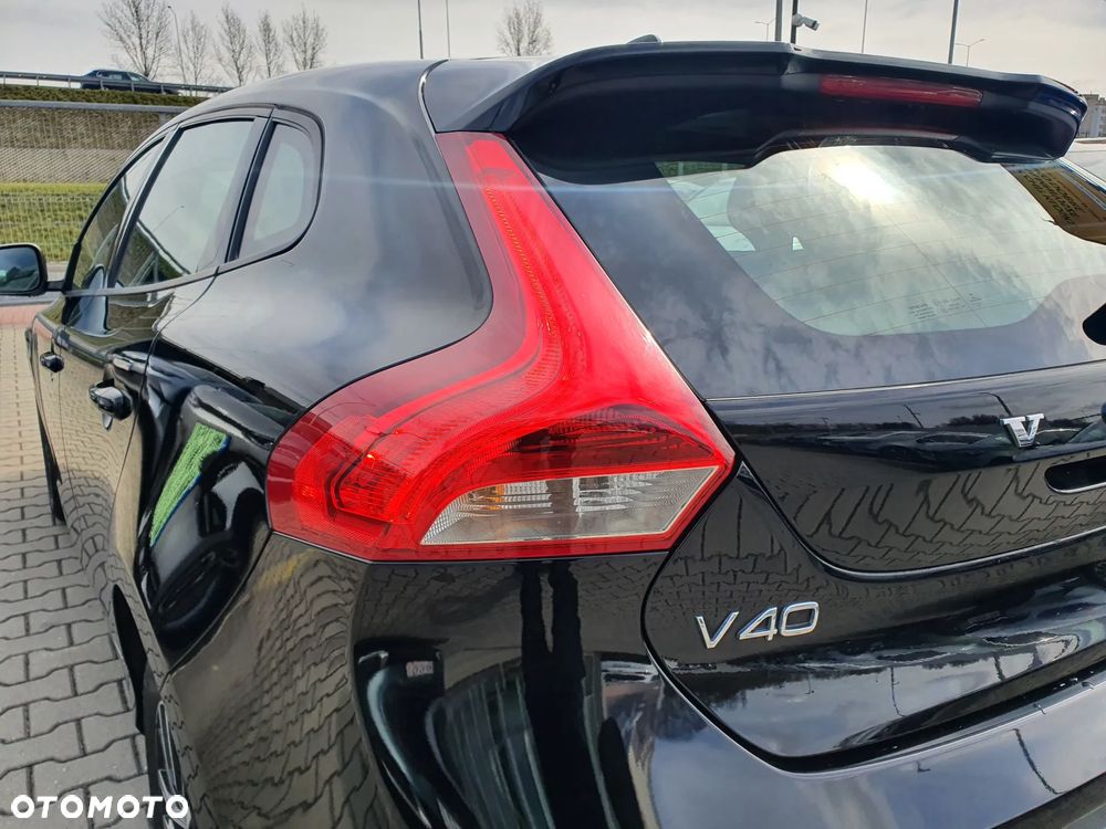 Volvo V40 D3 Kinetic - 15