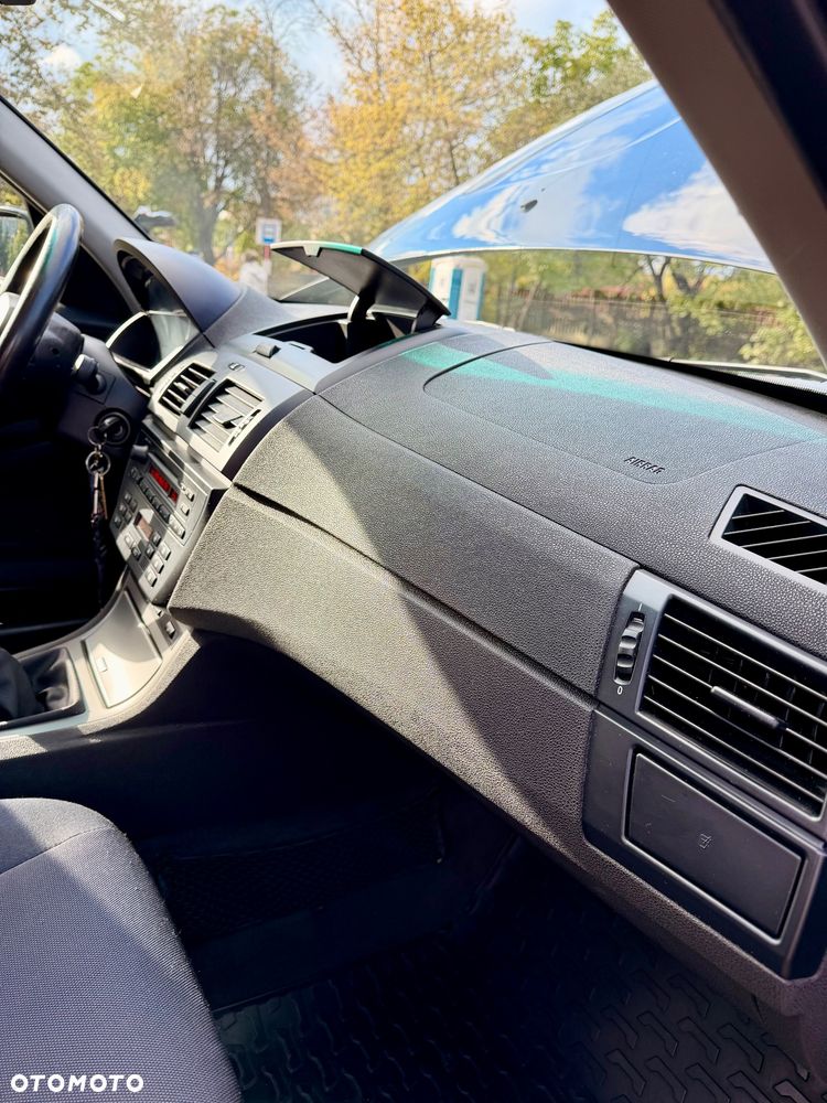 BMW X3 2.0d - 31