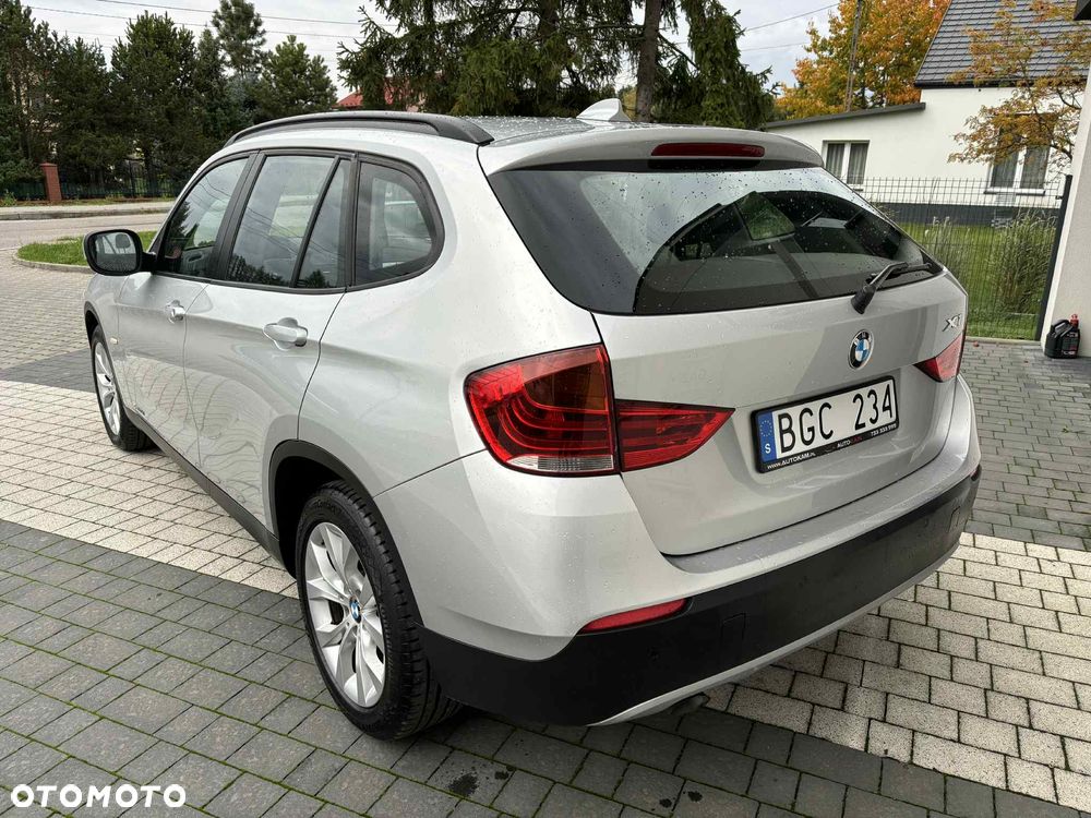 BMW X1 xDrive20d - 16