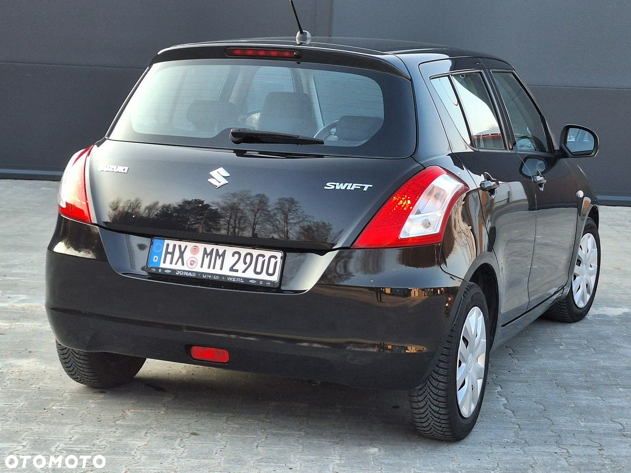 Suzuki Swift - 4