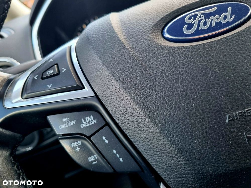 Ford Galaxy 2.0 EcoBlue Twin-Turbo Titanium - 18