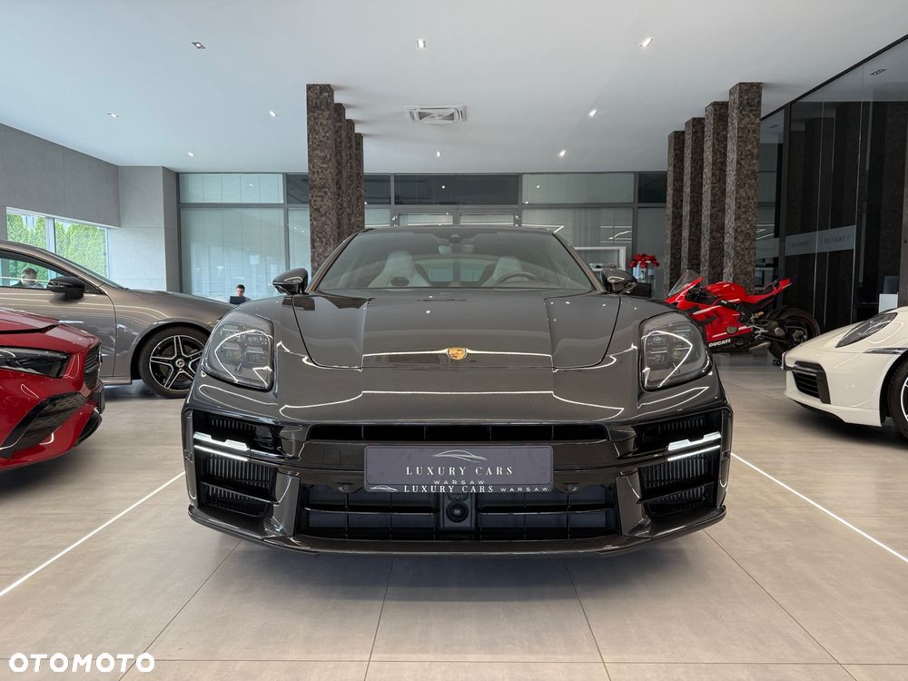 Porsche Panamera GTS - 8