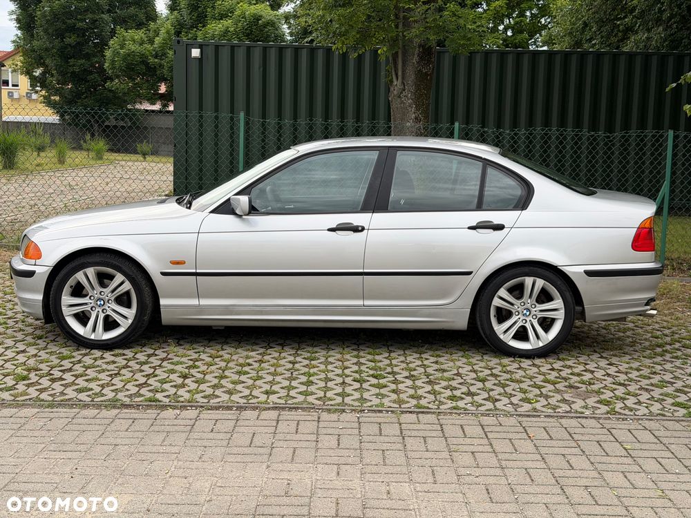 BMW Seria 3 - 10