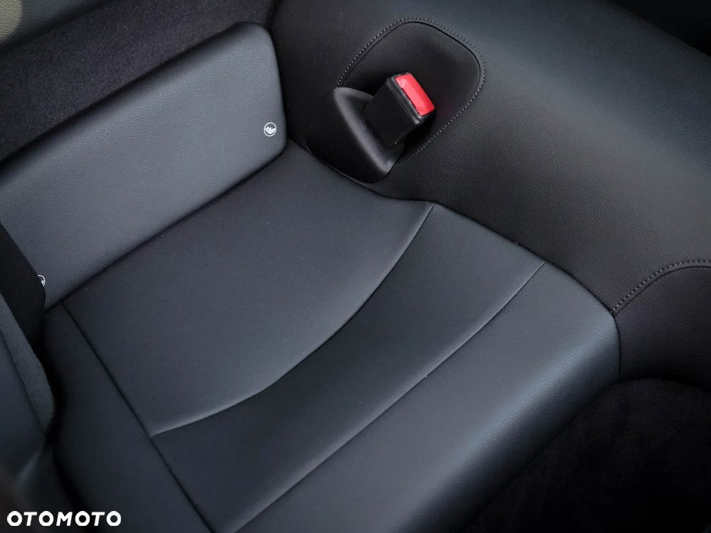 Porsche 911 Carrera 4S - 29