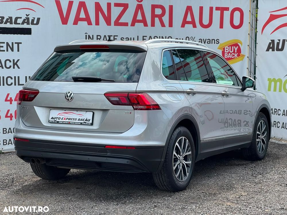 Volkswagen Tiguan - 4