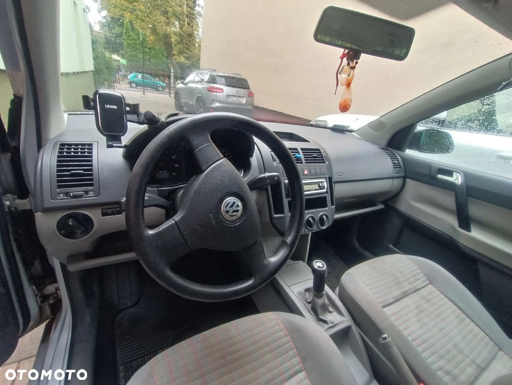 Volkswagen Polo - 7