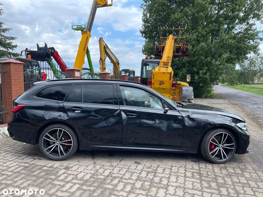 BMW Seria 3 330e M Sport sport - 6