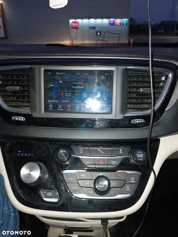 Chrysler Pacifica - 3