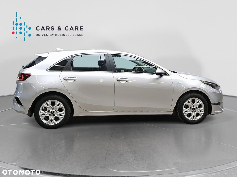 Kia Ceed 1.5 T-GDI M - 22