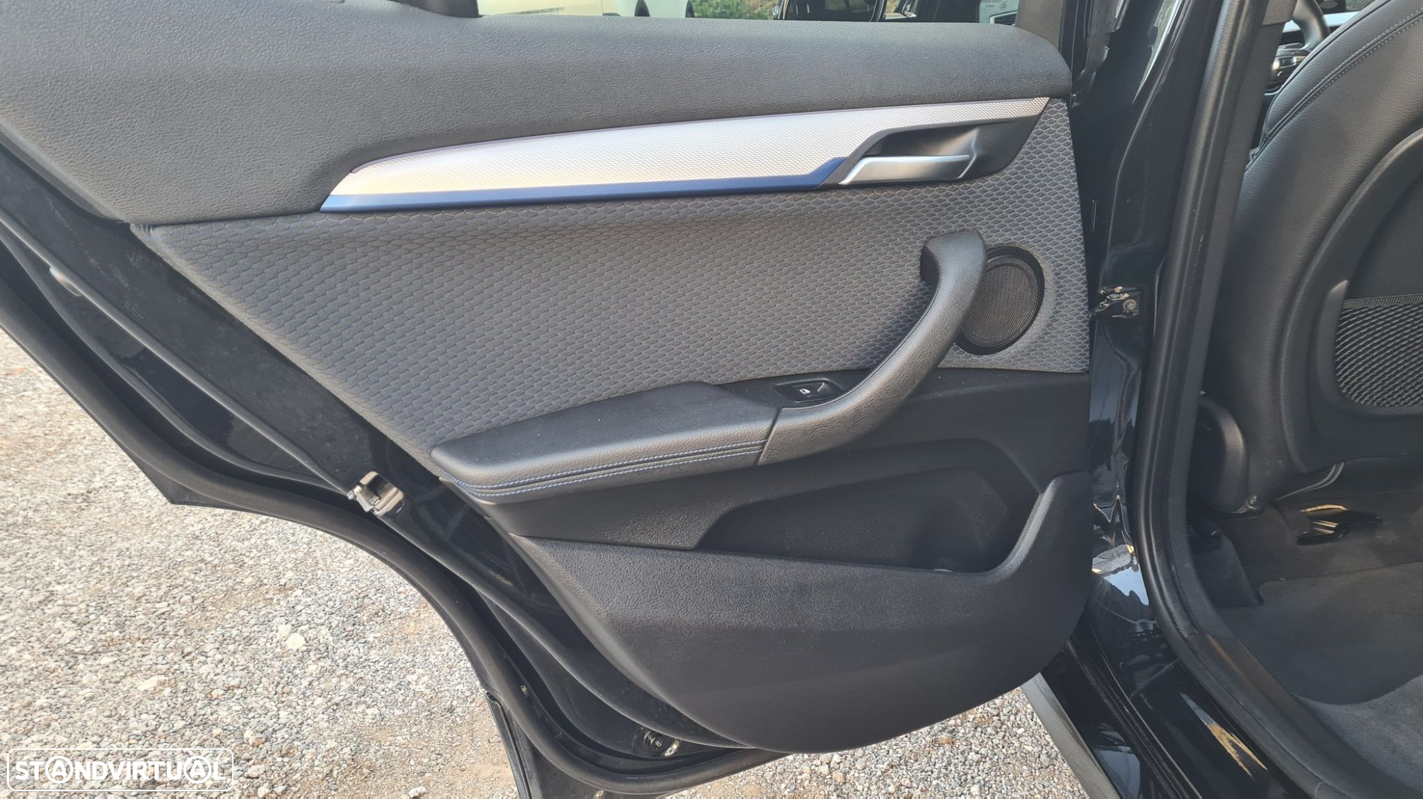 BMW X2 18 d sDrive Auto Pack M - 38