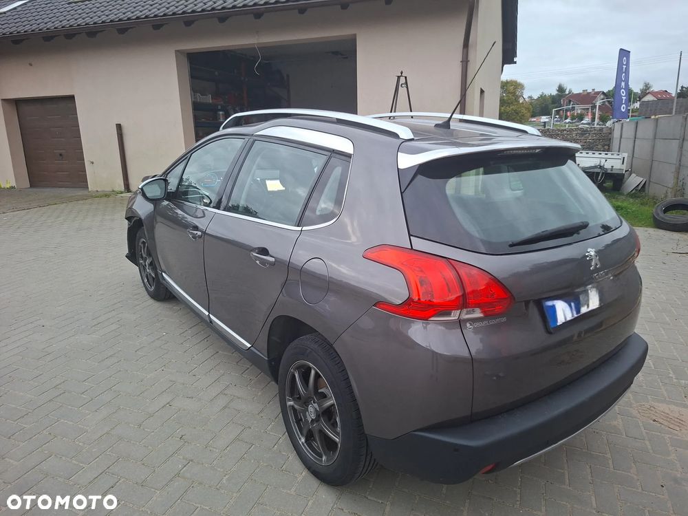 Peugeot 2008 - 7