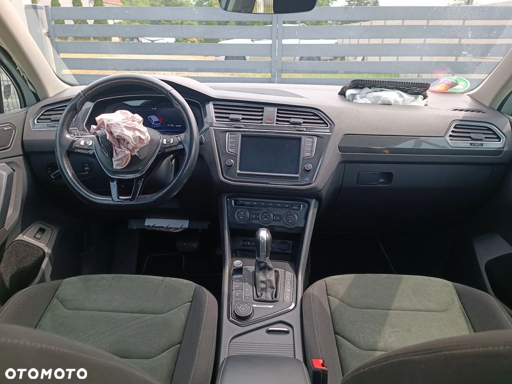 Volkswagen Tiguan 2.0 TDI SCR 4Motion (BlueMotion Techn.) DSG Highline - 19