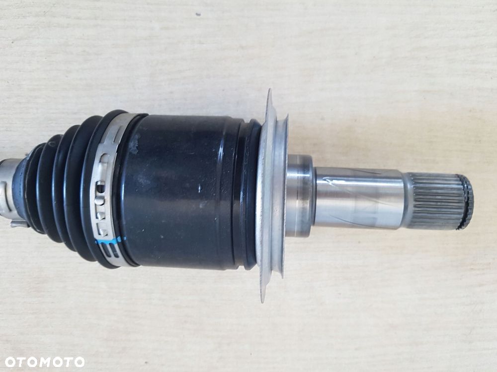 mercedes e 214 amg cle półoś półośka tył a2143504406 - 3