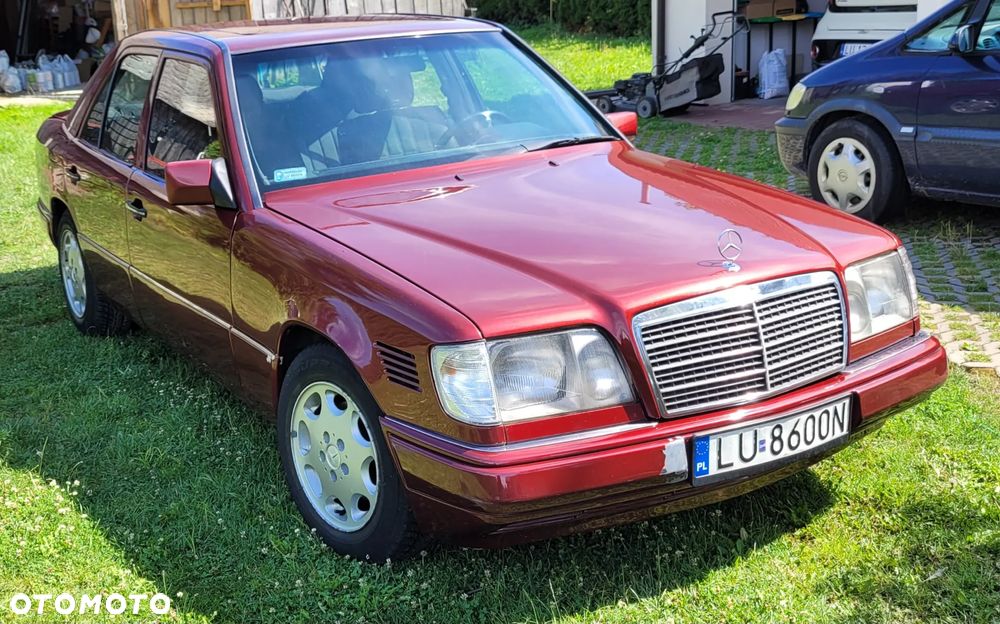 Mercedes-Benz W124 (1984-1993) - 1