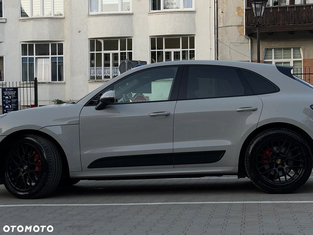 Porsche Macan GTS - 25