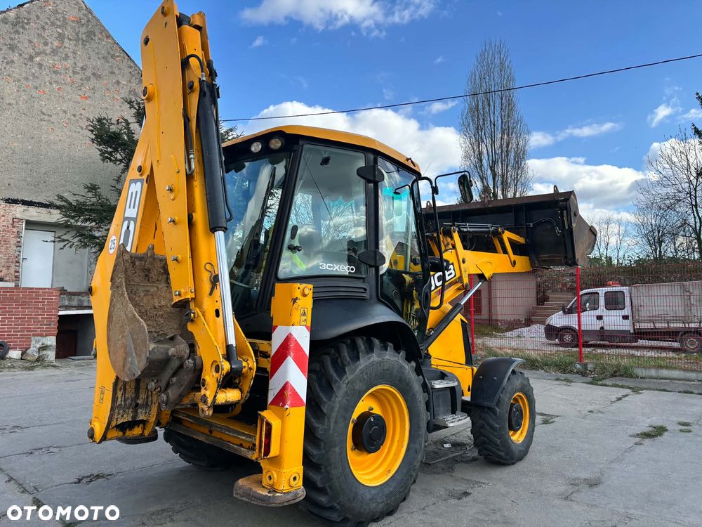 JCB 3CXeco - 16