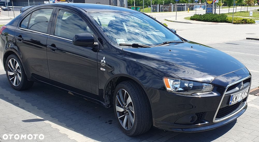 Mitsubishi Lancer 1.8 Inform - 1