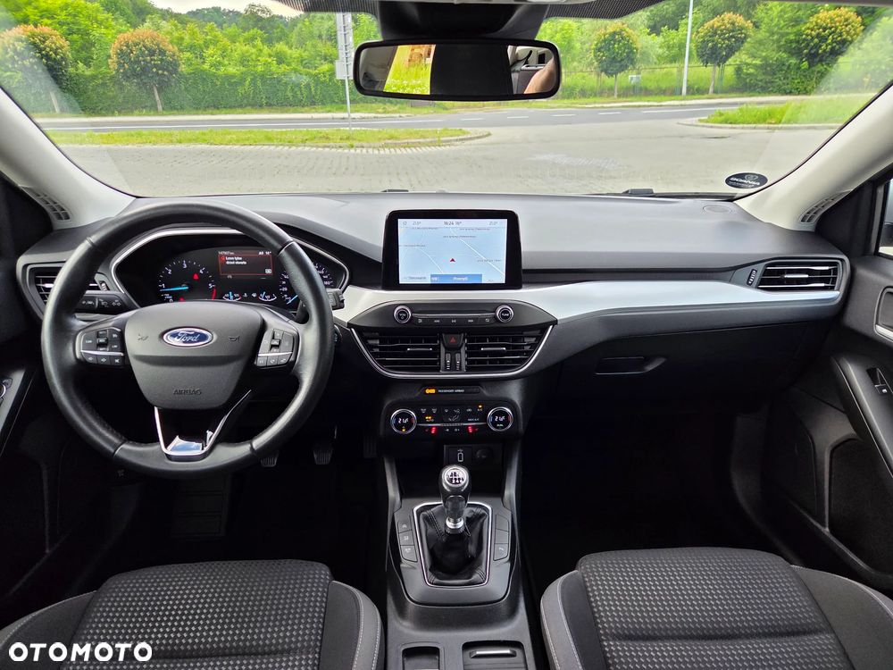 Ford Focus 1.5 EcoBlue STart-Stopp-System TITANIUM - 6