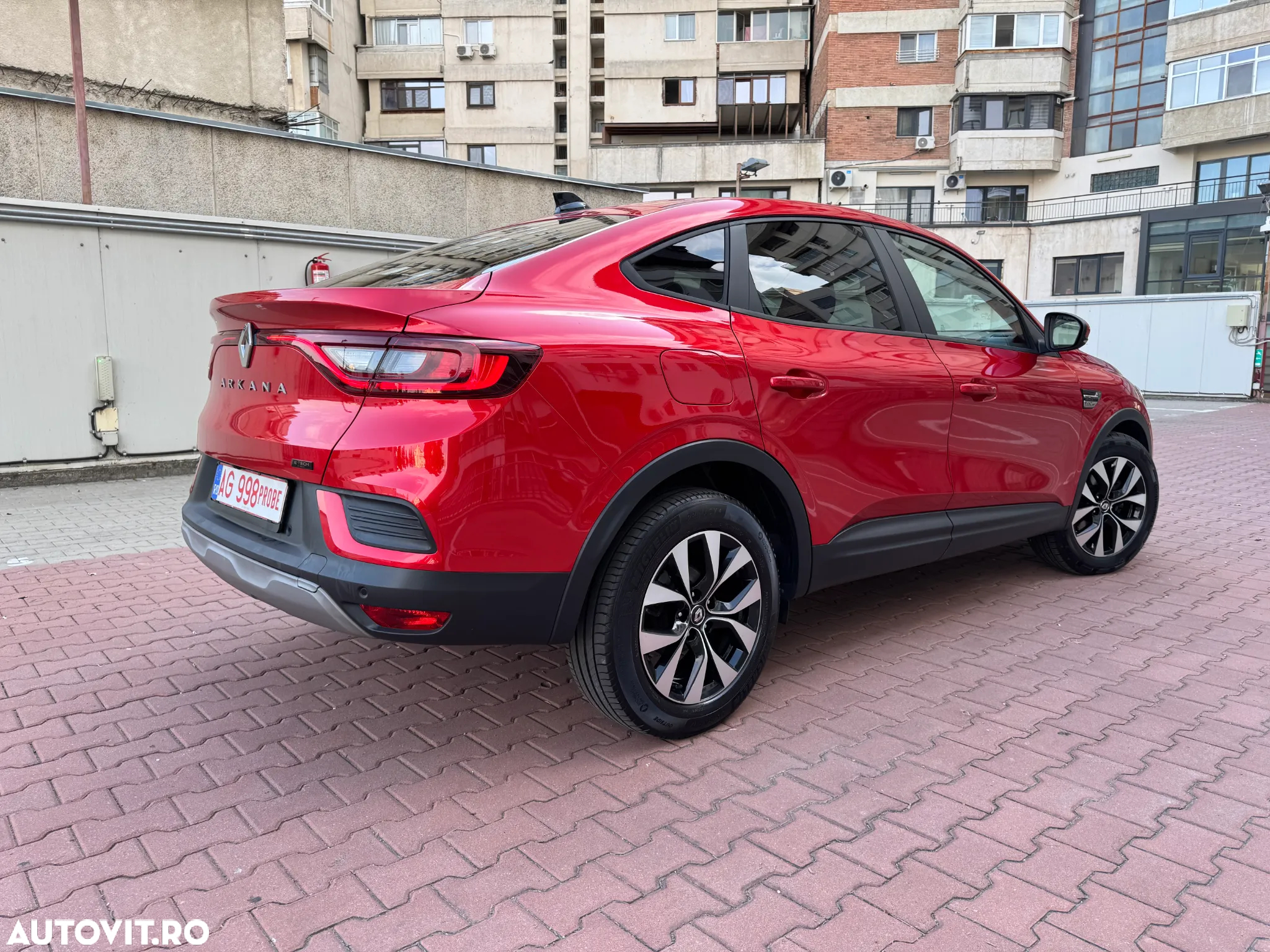 Renault Arkana E-TECH Hybrid 145 Techno - 39