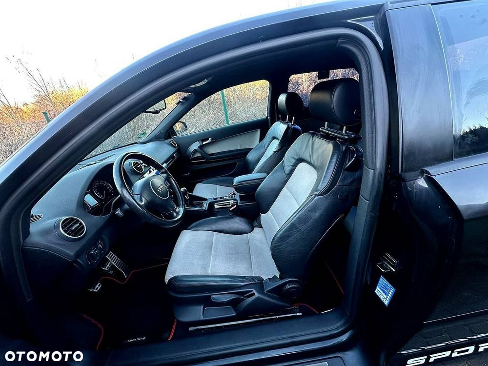 Audi A3 3-drzwiowe 2.0 TDI DPF quattro S Line Sportpaket plus - 6