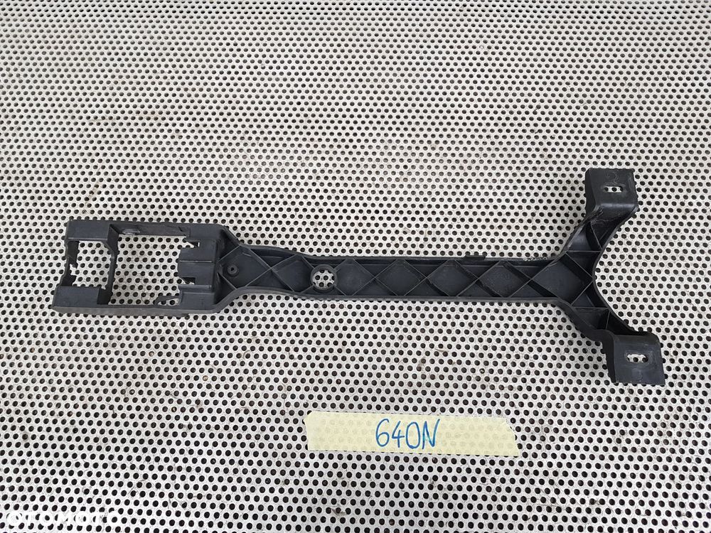 Mercedes W907 W910 Sprinter Uchwyt Mocowanie Radaru - 5