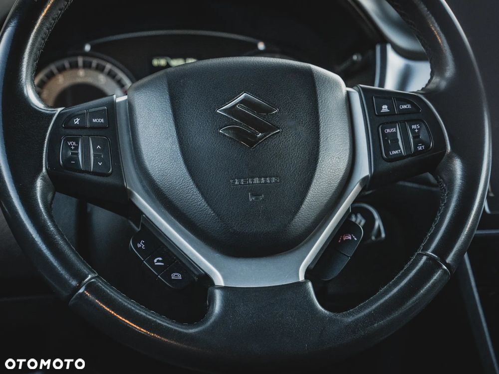 Suzuki Vitara 1.4 Boosterjet Hybrid Allgrip Comfort+ "SHINKAI" - 25