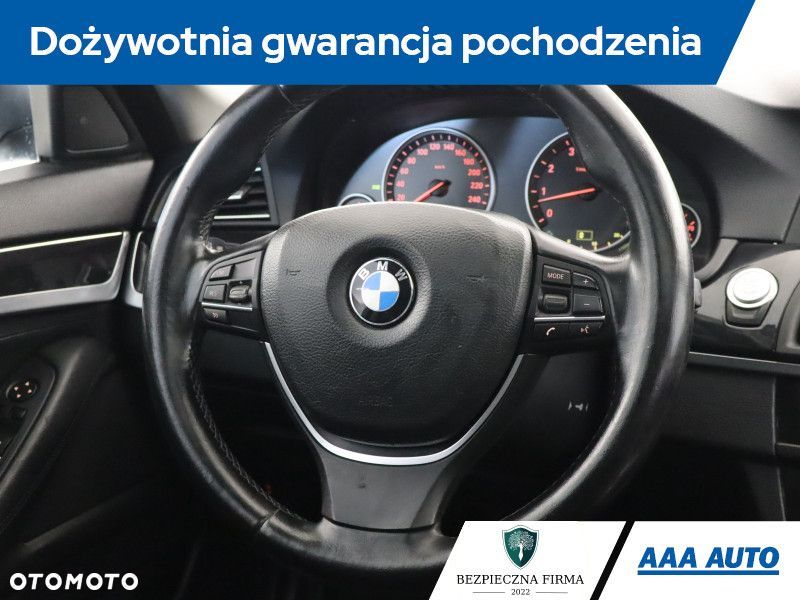 BMW Seria 5 - 21