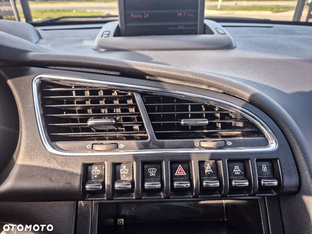 Peugeot 3008 HDi 150 Business-Line - 28