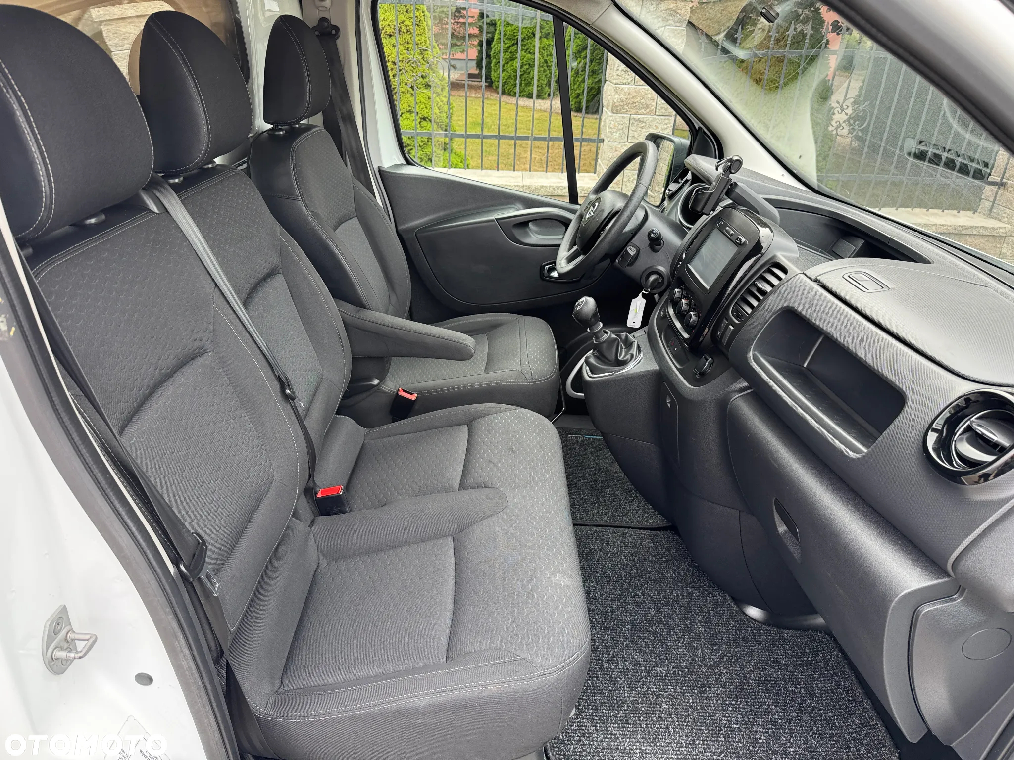 Opel VIVARO - 2