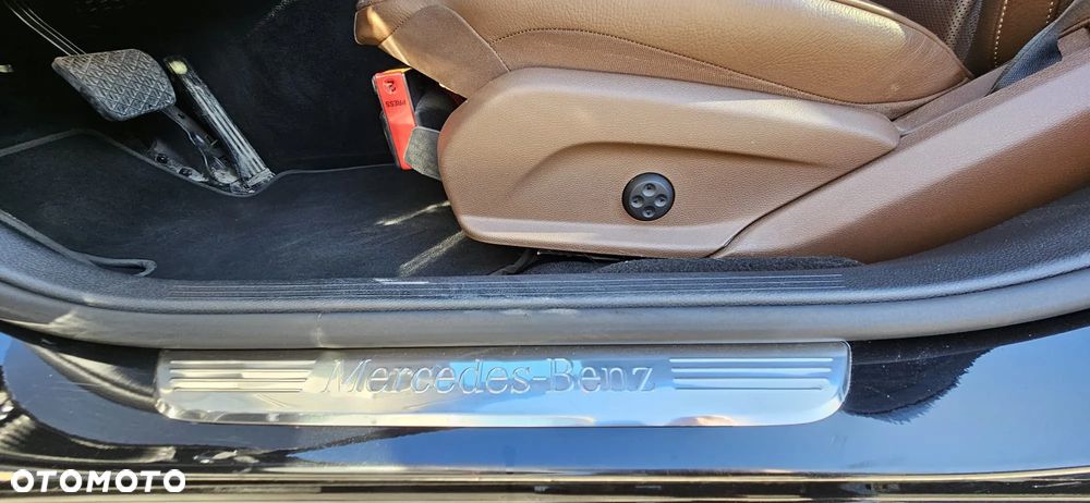 Mercedes-Benz Klasa E 220 d 4-Matic 9G-TRONIC - 20