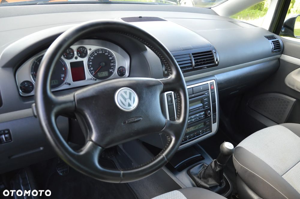 Volkswagen Sharan 1.9 TDI Freestyle - 27