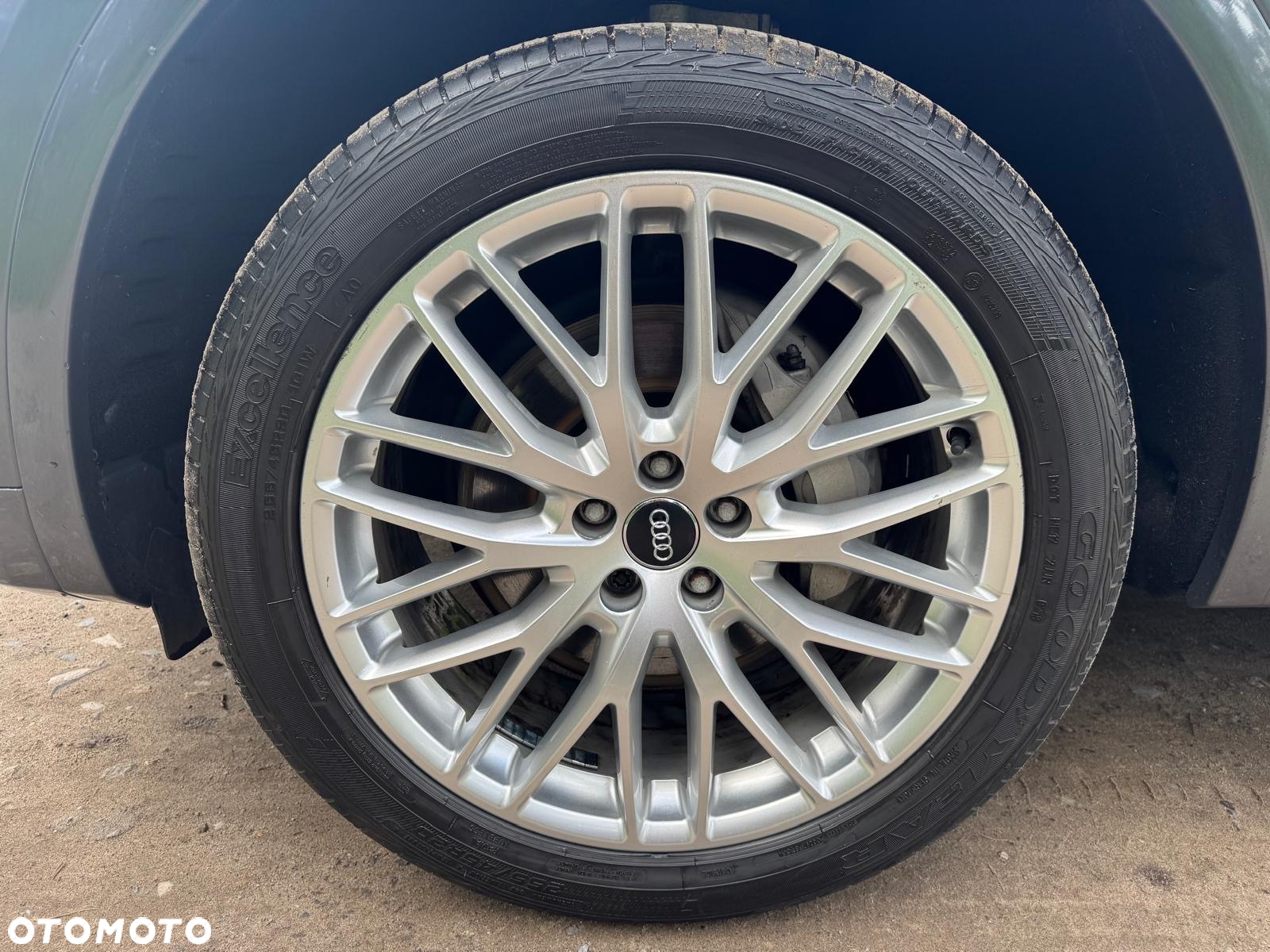 Audi Q5 50 TFSI e Quattro S Line S tronic - 10