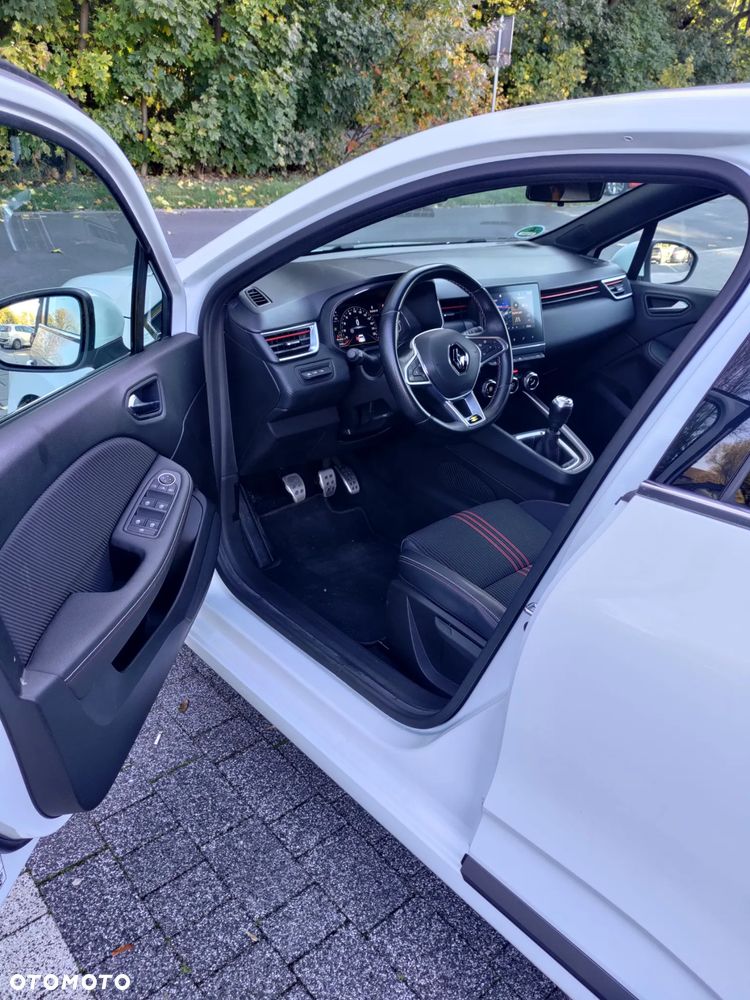 Renault Clio - 12