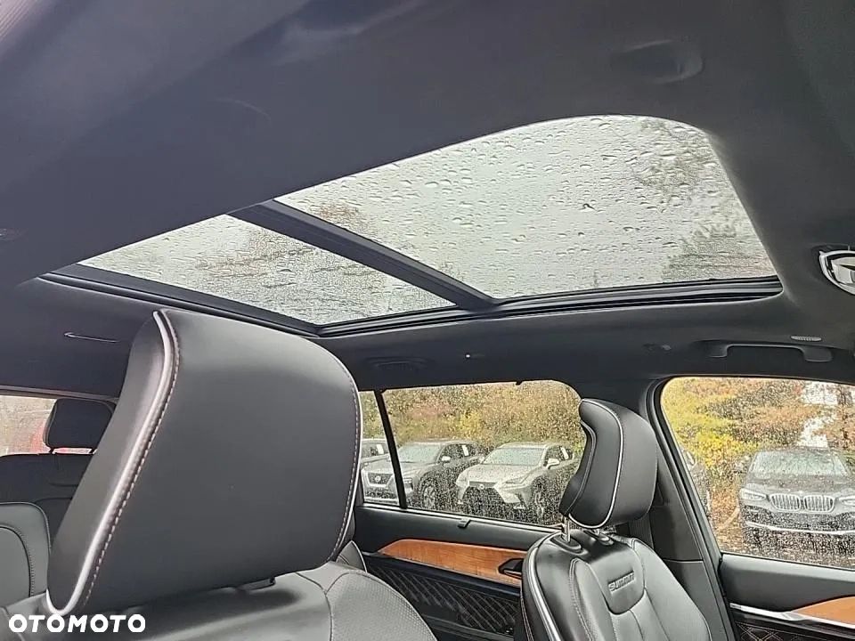 Jeep Grand Cherokee 5.7 V8 HEMI Summit - 9