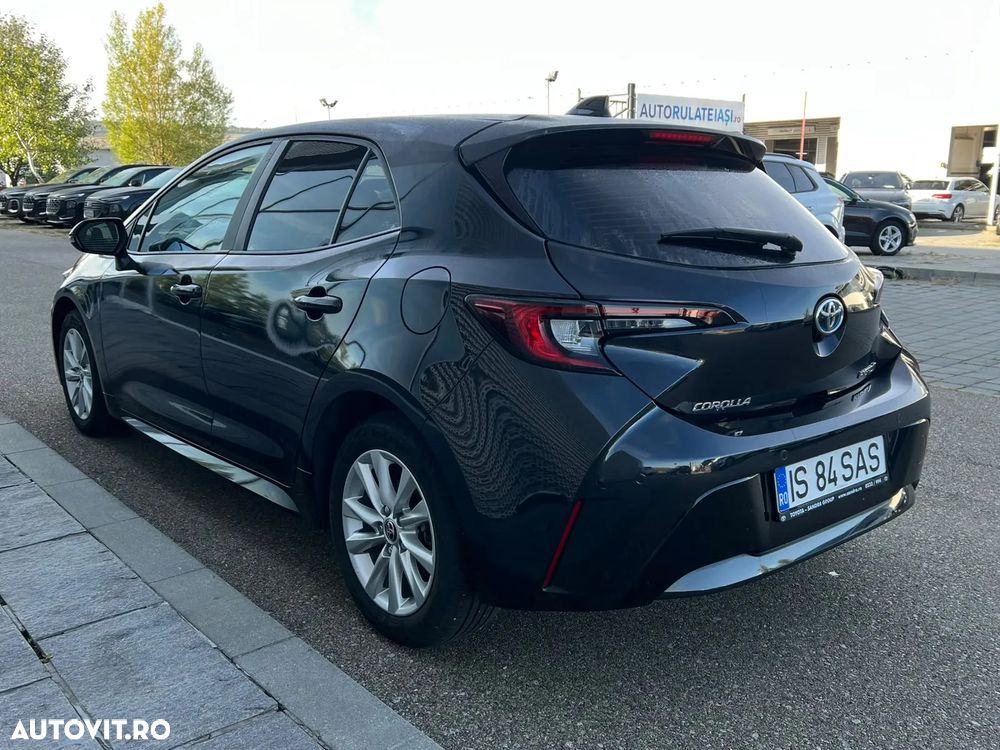 Toyota Corolla 1.8 HSD Business - 6