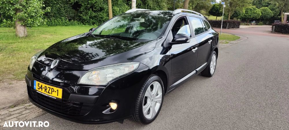 Renault Megane 1.5 dCi Dynamique - 1