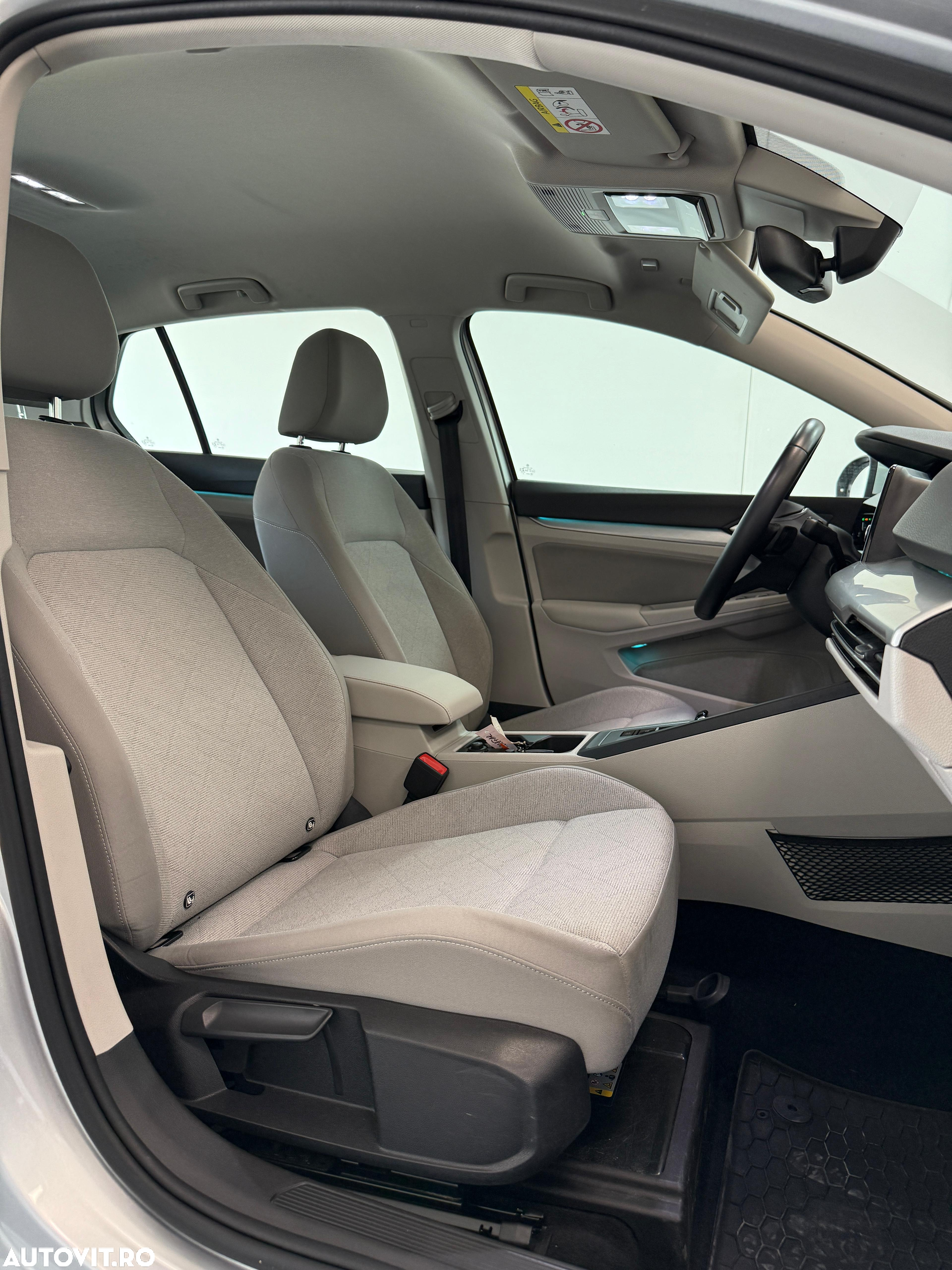 Volkswagen Golf 1.5 eTSI ACT DSG MHEV Life - 5