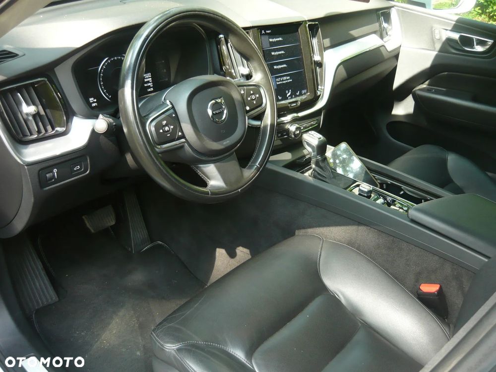 Volvo XC 60 - 6