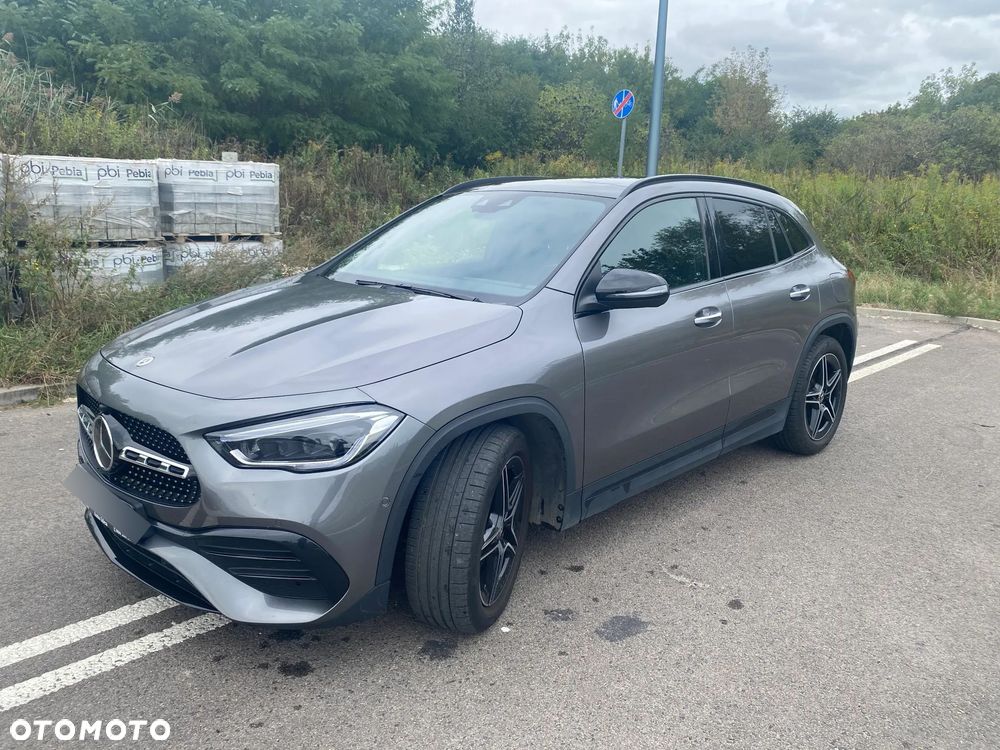 Mercedes-Benz GLA 220 d 4-Matic AMG Line - 2