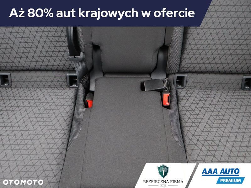 Volkswagen T-Cross - 12