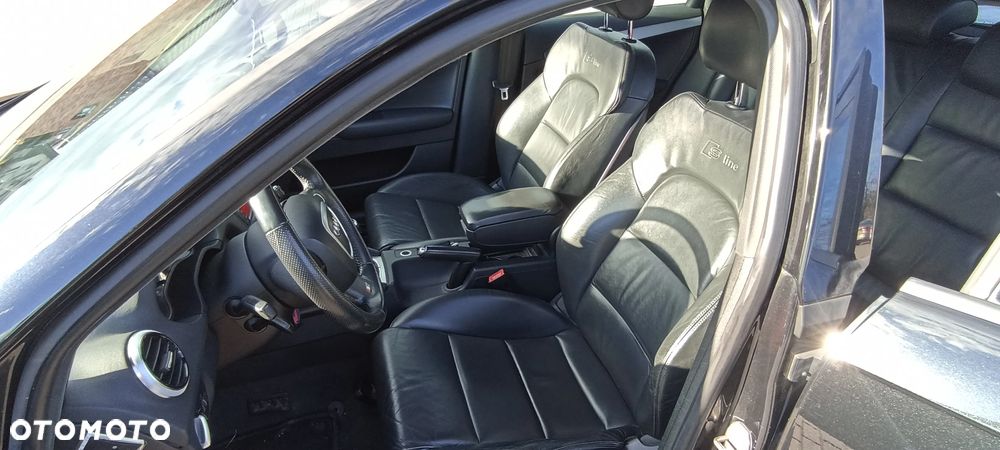 Audi A3 Sportback 1.6 TDI DPF S line Sportpaket - 9